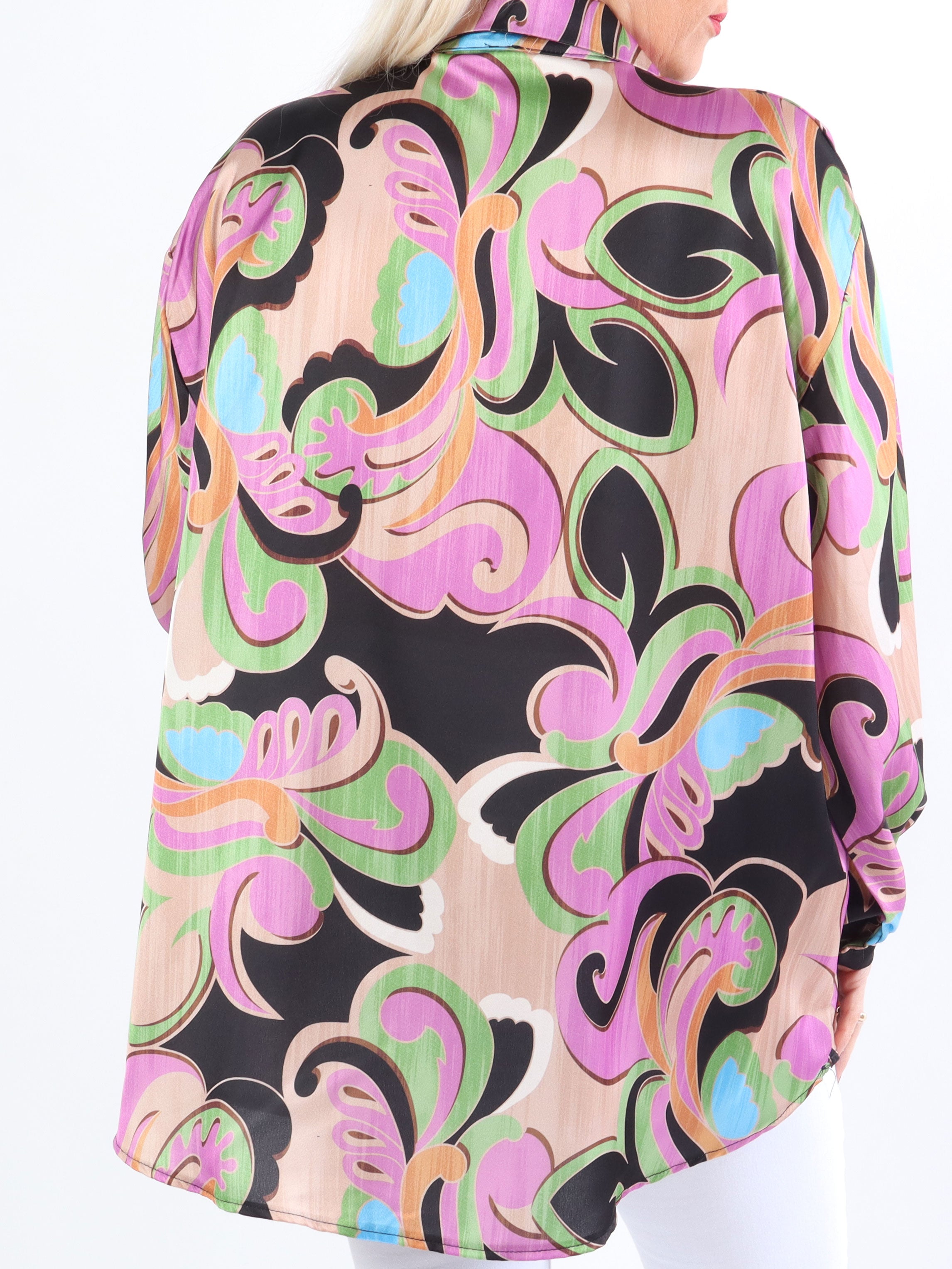 Happy - Flerfarvet plus size skjorte i silkelook